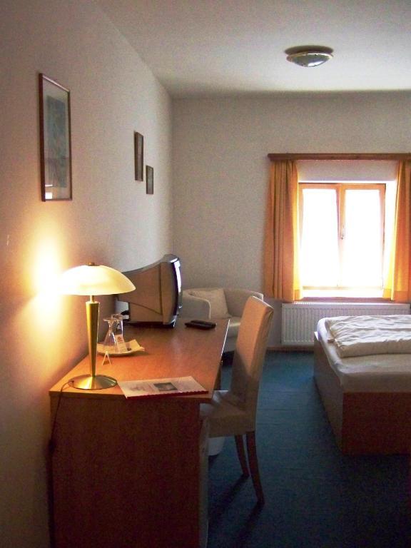 Pension Poschmuehle Траунройт Номер фото